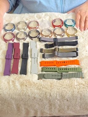 5 Items For $25. Fits Samsung Galaxy 7 Watch Size 42 Assorted Watch Bands